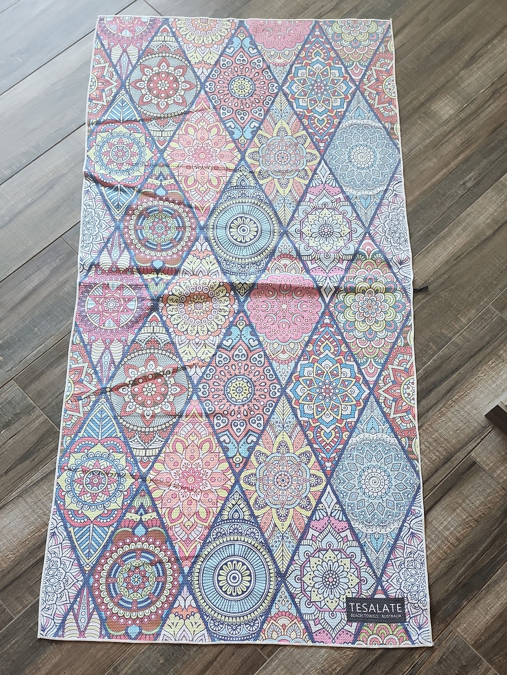 Tesalate Australlia Antibacterial Sand Free Beach Towel